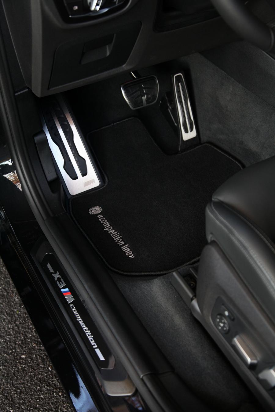 Детали интерьера BMW X3 M Competition Line by dAHLer (F97) 2019 года  (фото 19 из 34)